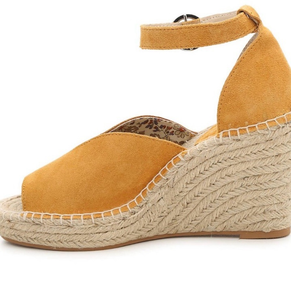 Seychelles Mustard Suede Espadrille Wedge - Picture 2 of 8